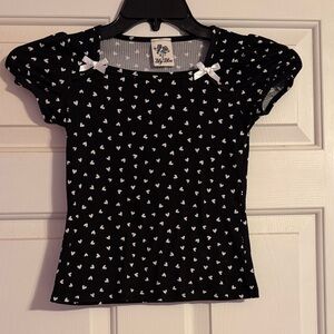 Lily Bleu Black Ribbed Tee with White Heart Print and Puff Sleeves